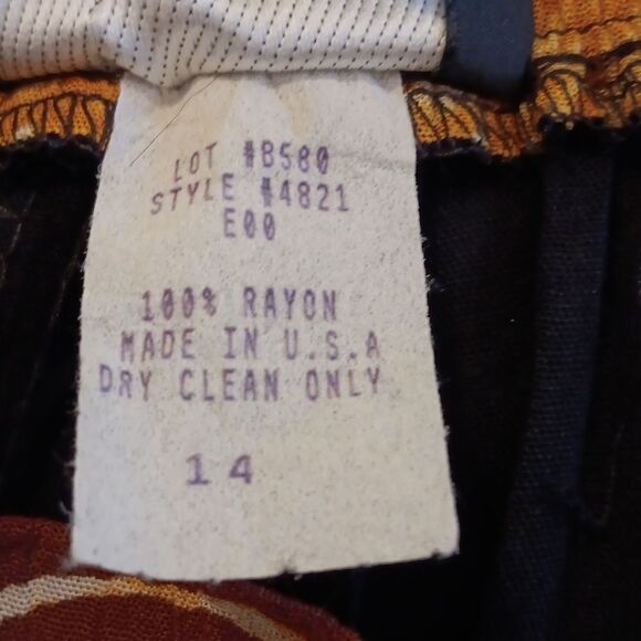 Vintage In Group Ltd. Soft Crinkly Pants - Picture 6 of 9